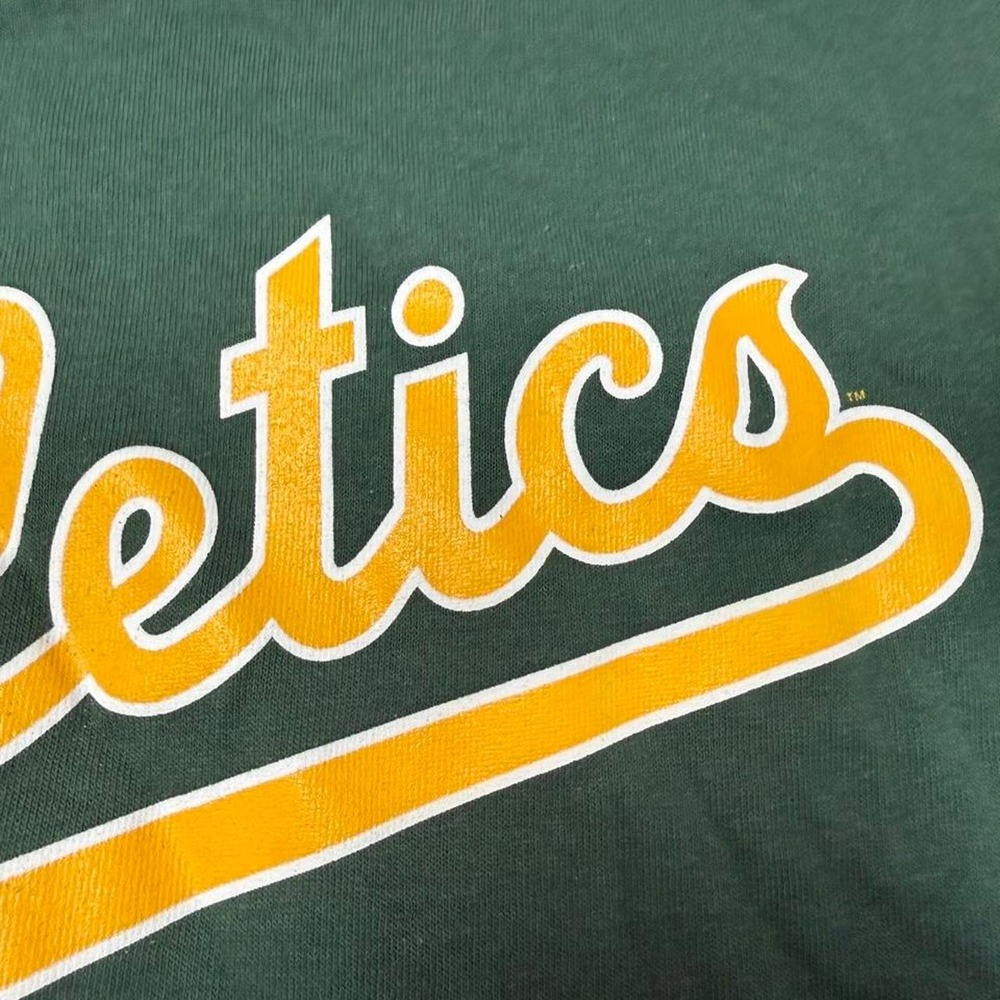 Majestic T-Shirt Oakland Athletics Script Logo Green Youth Small Excellent